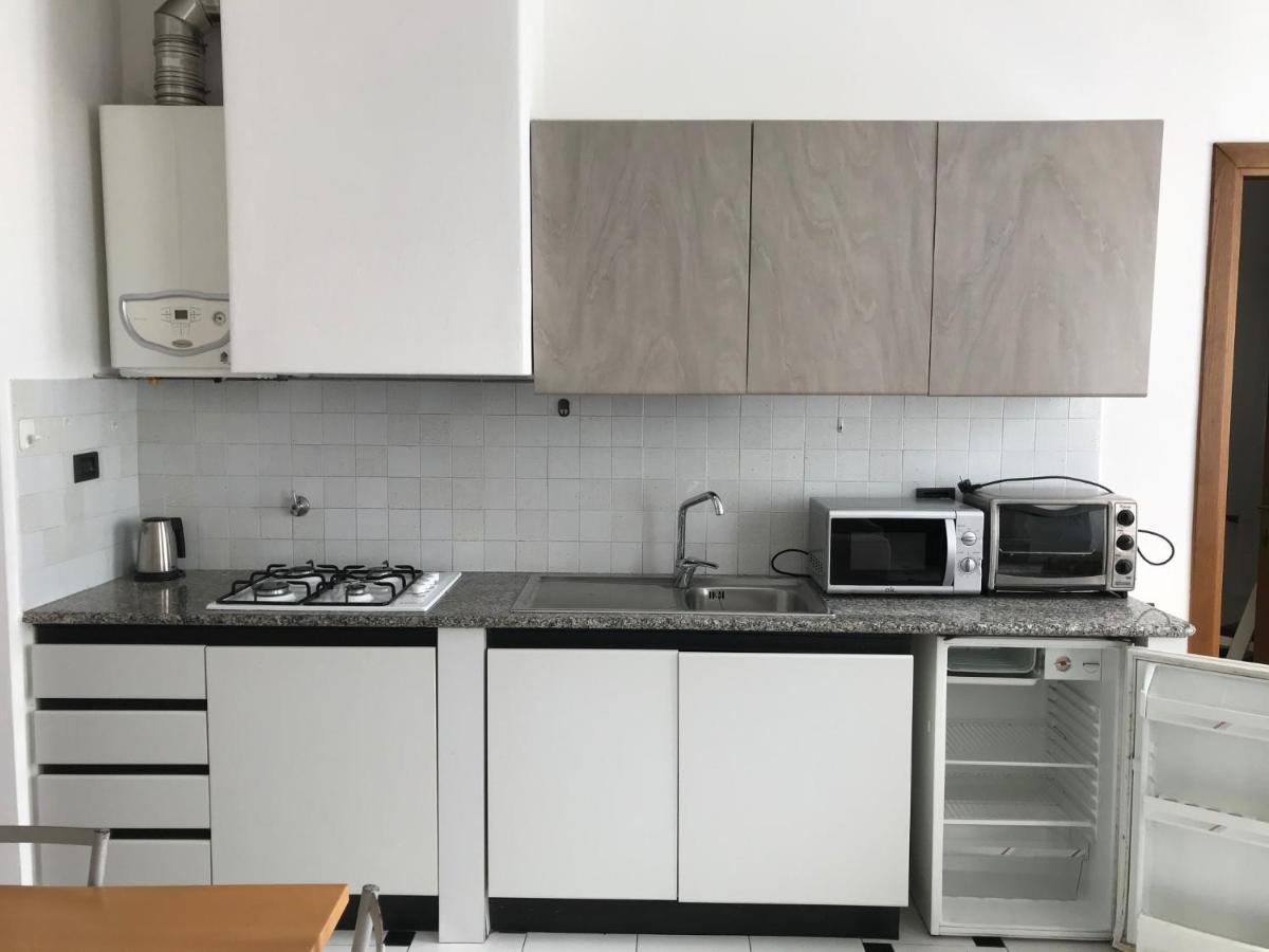 Piazza Staglieno - Appartamento Centralissimo A 30M Dalla Spiaggia Levanto Exterior foto